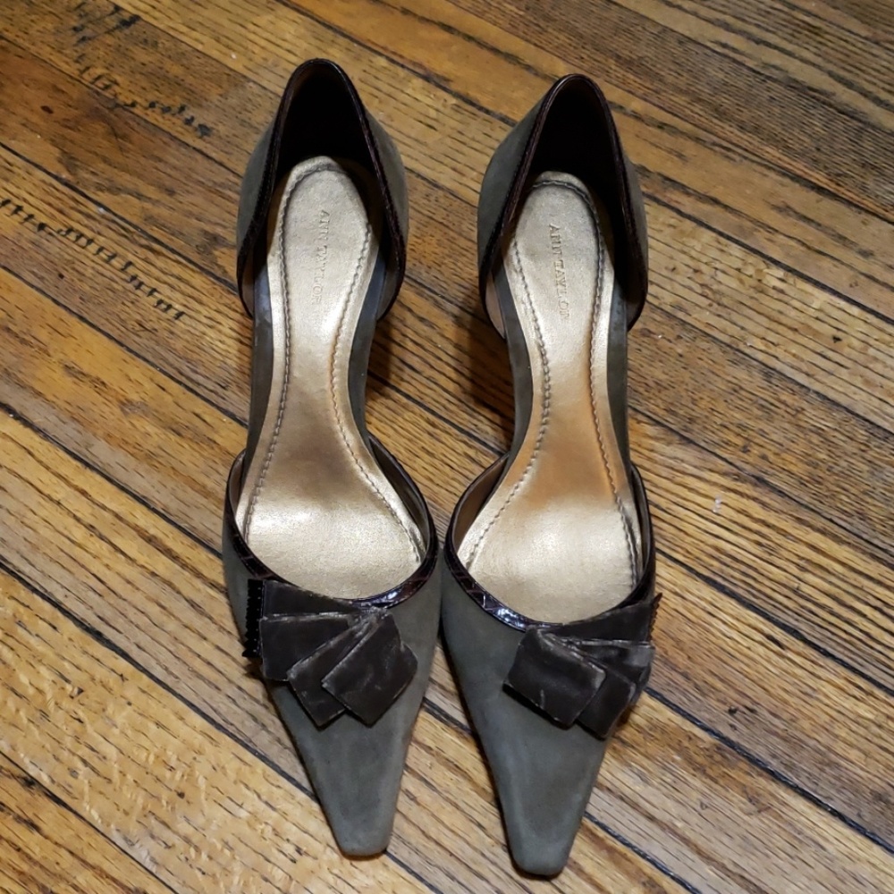 Ann Taylor Pumps